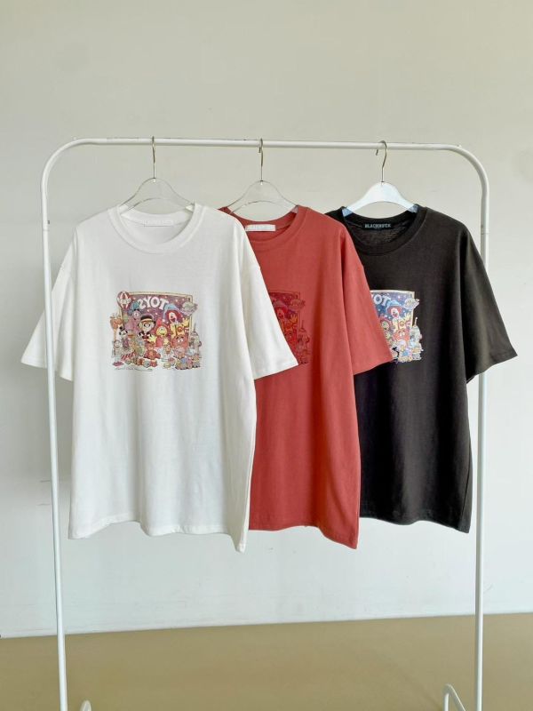 ZinD [ 麥當當全家福復古棉Ｔ ] 3色 2604084 shihslica ZinD,zind,ZD,zooindrawer,zoo in 抽屜,抽屜動物園,丹寧,裙子,裙子富翁,洋裝,韓國襪子,年終慶,雙11,雙12,黑五,永恆慶,合購價,自訂,春裝,Tshirt