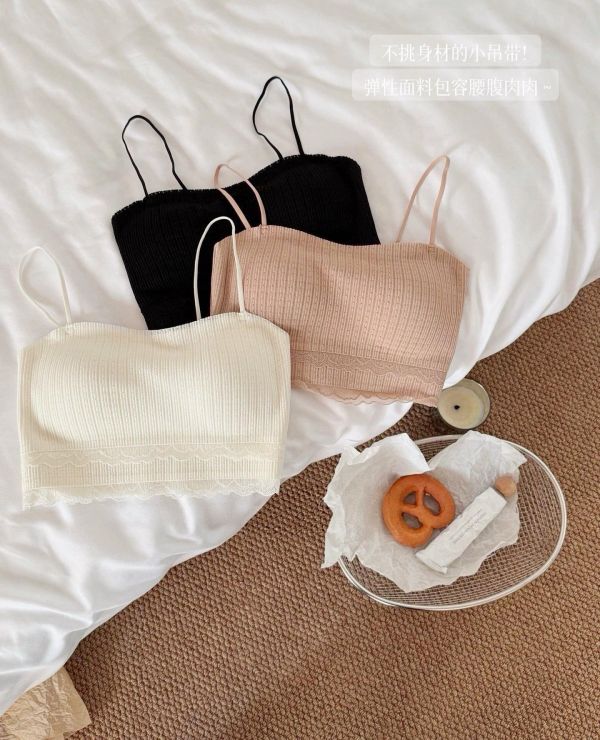 ZinD [ 彈性細坑條棉柔罩杯小背心 ] 3色 2604211 ZinD,zind,ZD,zooindrawer,zoo in 抽屜,動物園,丹寧,外套,外套富翁,洋裝,韓國襪子,年終慶,雙11,雙12,黑五,百搭,合購價,自訂,春裝,Tshirt,首爾