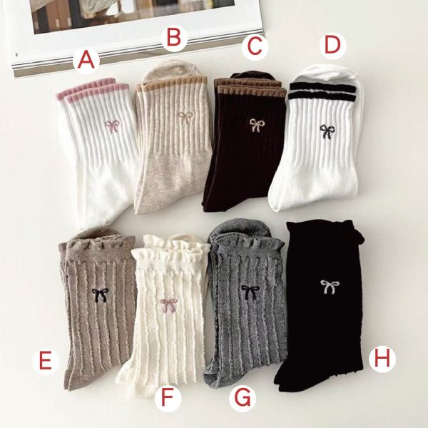 Z in D [ 韓製：小蝴蝶結細坑條氣質短襪 ] 8色 2510105 ZinD,zind,ZD,zooindrawer,zoo in drawer,抽屜動物園,丹寧,牛仔外套,外套富翁,洋裝,韓國襪子