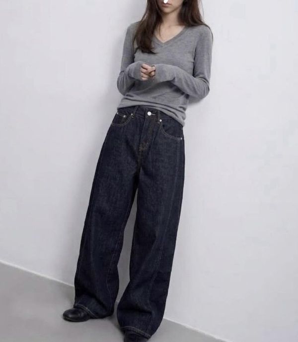 ZinD [ 經典深藍車線彎刀褲 ] 4 size 2609293 ZinD,zind,ZD,zooindrawer,zoo in 抽屜,動物園,丹寧,外套,外套富翁,洋裝,韓國襪子,年終慶,雙11,雙12,黑五,百搭,合購價,自訂,春裝,Tshirt,首爾