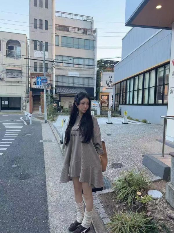 ZinD [ 前英文小裙襬口袋長版棉T ] 3色 2603022 shihslica 