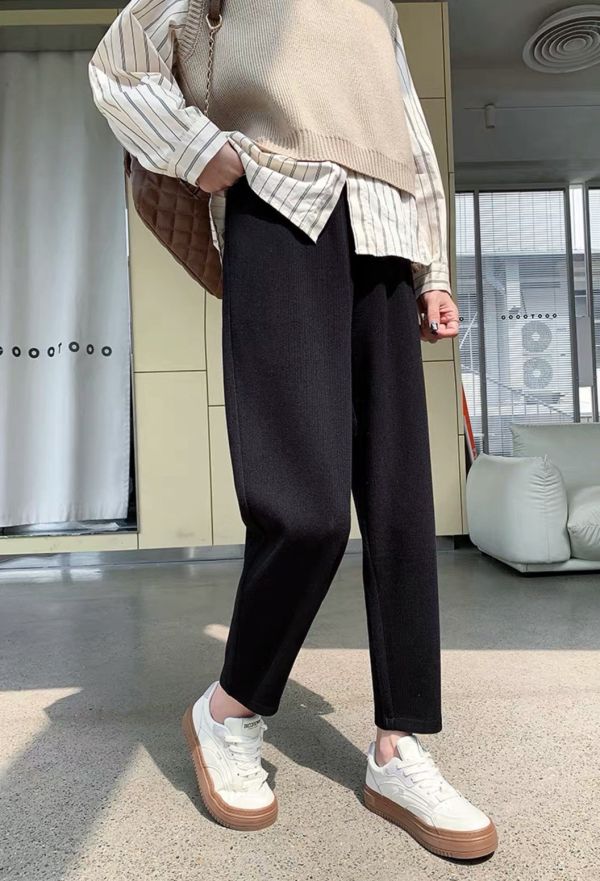 shihslica [ 智希(文英)穿著款：好評再版 坑條細棉絨溫和9分褲 ] 3色 2511222 