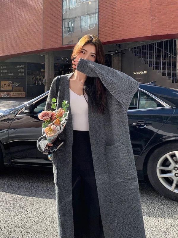 ZinD [ SALE 智希穿著款：長版針織拋袖外套 ] 2色 2603251 ZinD,zind,ZD,zooindrawer,zoo in 抽屜,抽屜動物園,丹寧,裙子,裙子富翁,洋裝,韓國襪子,年終慶,雙11,雙12,黑五,永恆慶,合購價,自訂,春裝,Tshirt