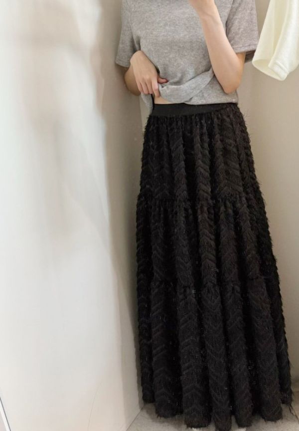 ZinD [ 毛毛流蘇超質感長裙 ] 2色 2511217 shihslica ZinD,zind,ZD,zooindrawer,zoo in drawer,抽屜動物園,丹寧,牛仔外套,外套富翁,洋裝,韓國襪子