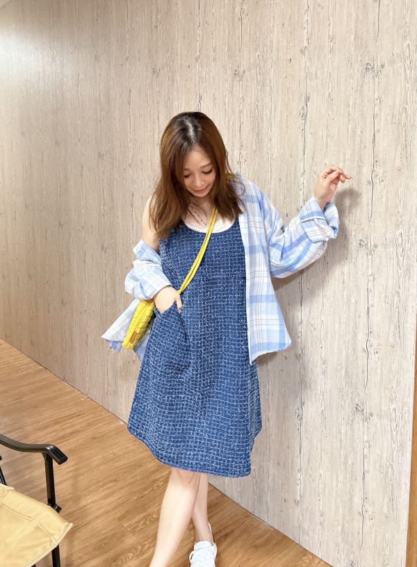 Z in D [ Mei穿著款：小香風緹花丹寧Ｕ領短洋裝 ] 2色 2505165 (shihslica) ZinD,zind,ZD,zooindrawer,zoo in drawer,抽屜動物園,丹寧,牛仔外套,外套富翁,洋裝