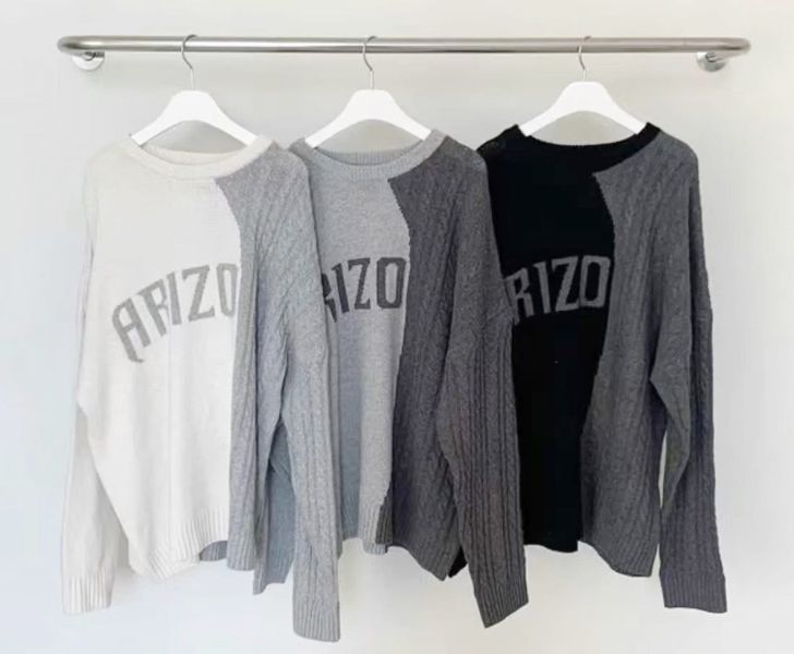 ZinD [ 麻花毛線拼接雙色針織上衣 ] 3色 2601023 shihslica ZinD,zind,ZD,zooindrawer,zoo in drawer,抽屜動物園,丹寧,牛仔外套,外套富翁,洋裝,韓國襪子,年終慶,雙11,雙12,黑五,週年慶,合購價,自訂款