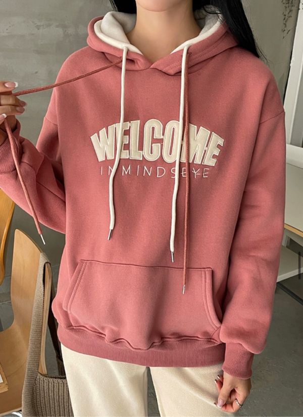 ZinD [ 歡迎英文雙配色刷毛帽Ｔ ] 3色 2512301 (shihslica) ZinD,zind,ZD,zooindrawer,zoo in drawer,抽屜動物園,丹寧,牛仔外套,外套富翁,洋裝,韓國襪子,年終慶,雙11,雙12,黑五,週年慶,合購價,自訂款