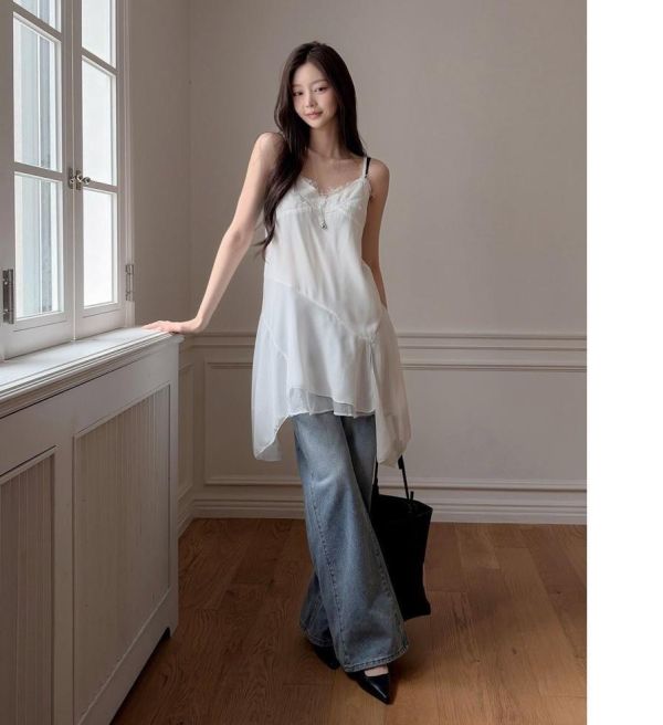 ZinD [ 睫毛蕾絲細肩浪漫長背心 ] 天使白色 2604082 shihslica ZinD,zind,ZD,zooindrawer,zoo in 抽屜,抽屜動物園,丹寧,裙子,裙子富翁,洋裝,韓國襪子,年終慶,雙11,雙12,黑五,洋裝,合購價,自訂,春裝,Tshirt