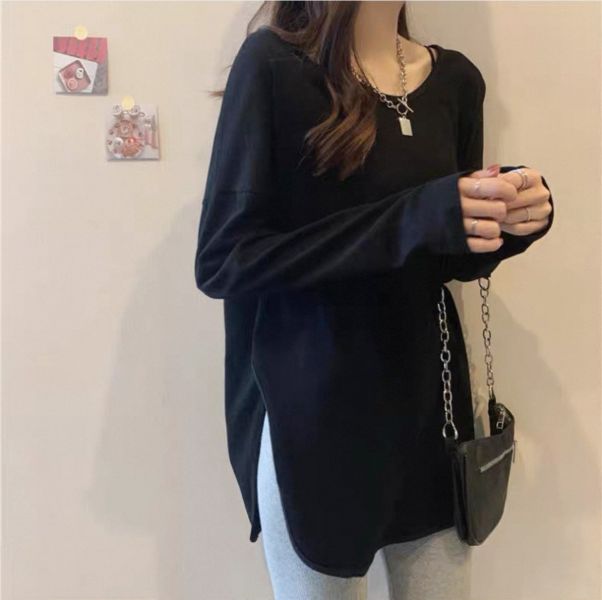 ZinD [ 大Ｕ領內磨毛側開衩美頸素Ｔ ] 2色 2511292 (shihslica) ZinD,zind,ZD,zooindrawer,zoo in drawer,抽屜動物園,丹寧,牛仔外套,外套富翁,洋裝,韓國襪子