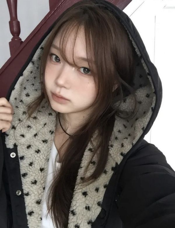 ZinD [ 小愛心毛毛連帽雙面暖外套 ] 3色 2511216 ZinD,zind,ZD,zooindrawer,zoo in drawer,抽屜動物園,丹寧,牛仔外套,外套富翁,洋裝,韓國襪子