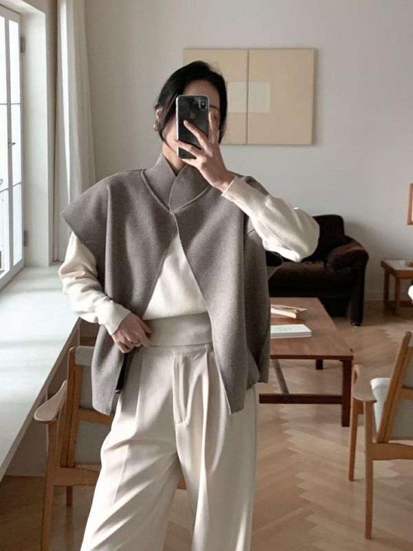 ZinD [ 磨毛立領設計款背心外套 ] 3色 2602121 shihslica ZinD,zind,ZD,zooindrawer,zoo in 抽屜,抽屜動物園,丹寧,裙子,裙子富翁,洋裝,韓國襪子,年終慶,雙11,雙12,黑五,永恆慶,合購價,自訂