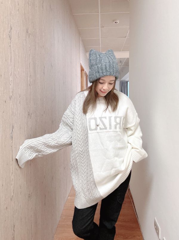 ZinD [ 麻花毛線拼接雙色針織上衣 ] 3色 2601023 shihslica ZinD,zind,ZD,zooindrawer,zoo in drawer,抽屜動物園,丹寧,牛仔外套,外套富翁,洋裝,韓國襪子,年終慶,雙11,雙12,黑五,週年慶,合購價,自訂款