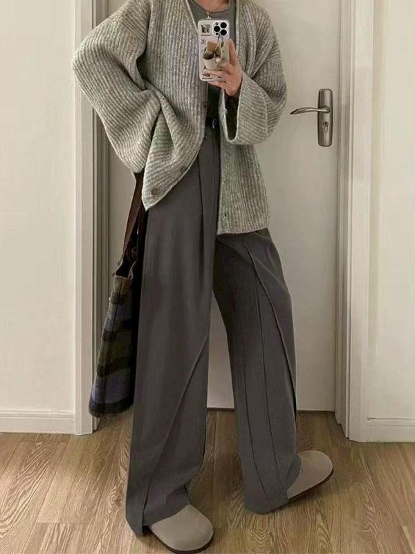 ZinD [ 斜邊裁切線設計西裝褲 ] 質感灰 2603122 shihslica ZinD,zind,ZD,zooindrawer,zoo in 抽屜,抽屜動物園,丹寧,裙子,裙子富翁,洋裝,韓國襪子,年終慶,雙11,雙12,黑五,永恆慶,合購價,自訂,春裝,正韓