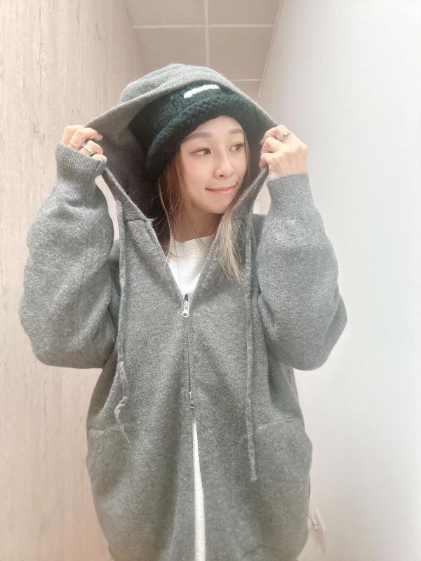 ZinD [ 質感羊絨連帽拉鏈外套 ] 2色 2602033 shihslica ZinD,zind,ZD,zooindrawer,zoo in drawer,抽屜動物園,丹寧,牛仔外套,外套富翁,洋裝,韓國襪子,年終慶,雙11,雙12,黑五,週年慶,合購價,自訂款