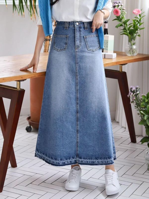 ZinD [ 漸層復古藍後開衩丹寧裙 ] 6尺寸 2603151 