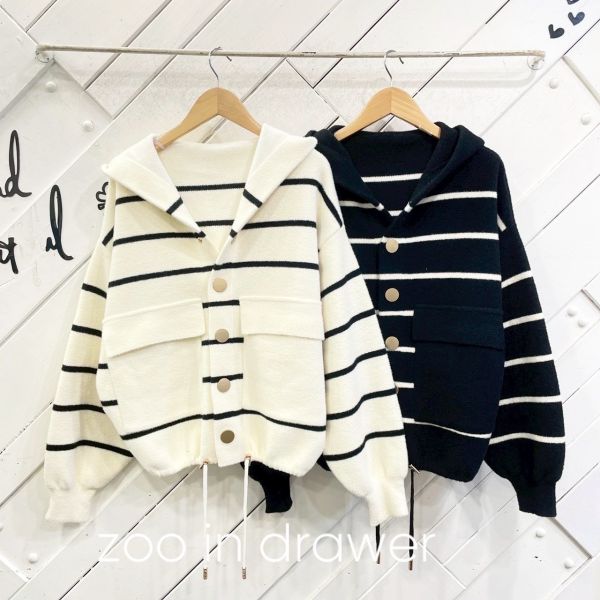 Z in D [ 金釦大口袋連帽厚磅針織 ] 2色 2509245 ZinD,zind,ZD,zooindrawer,zoo in drawer,抽屜動物園,丹寧,牛仔外套,外套富翁,洋裝