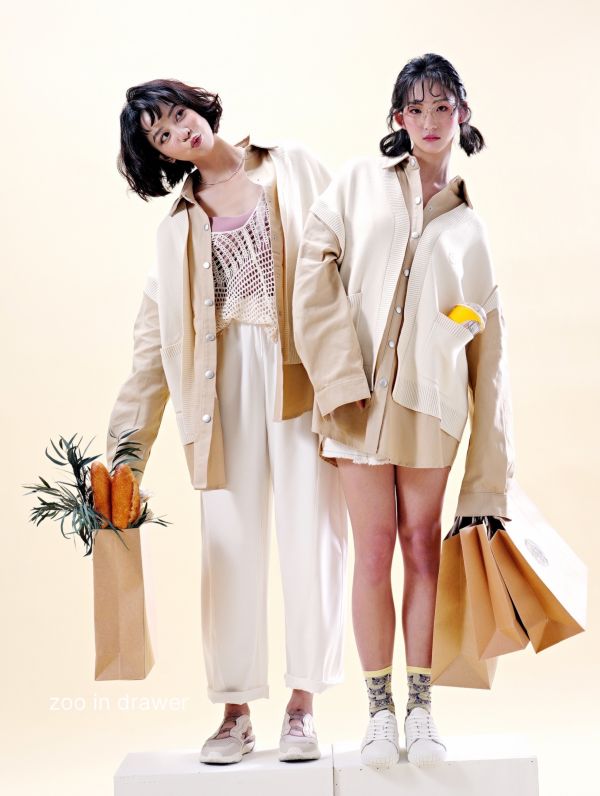 Z in D [ 智希/家蓁穿著款：自訂款！針織拼接奶茶襯衫外套 ] 奶茶卡其 2504111m (shihslica) ZinD,zind,ZD,zooindrawer,zoo in drawer,抽屜動物園,丹寧,牛仔外套,外套富翁,洋裝,韓國襪子,年終慶,雙11,雙12,黑五,週年慶,合購價,自訂款