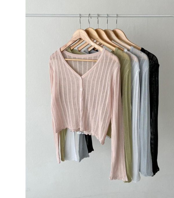 ZinD [ 溫柔透膚花邊薄薄針織衫 ] 5色 2604202 shihslica ZinD,zind,ZD,zooindrawer,zoo in 抽屜,動物園,丹寧,外套,外套富翁,洋裝,韓國襪子,年終慶,雙11,雙12,黑五,百搭,合購價,自訂,春裝,Tshirt,首爾