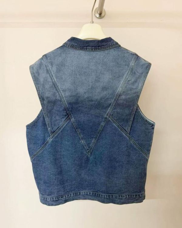 ZinD [ 斜片剪裁深藍單寧背心 ] 2604161 shihslica ZinD,zind,ZD,zooindrawer,zoo in 抽屜,抽屜動物園,丹寧,裙子,裙子富翁,洋裝,韓國襪子,年終慶,雙11,雙12,黑五,洋裝,合購價,自訂,春裝,Tshirt