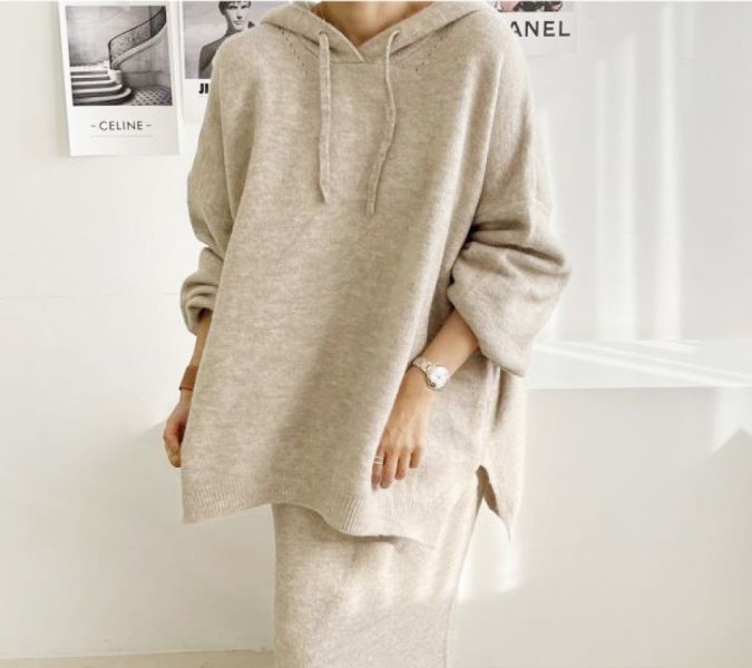 ZinD [ 套裝：彈性針織連帽Ｔ＋秀氣窄身裙 ] 3色 2512192  shihslica ZinD,zind,ZD,zooindrawer,zoo in drawer,抽屜動物園,丹寧,牛仔外套,外套富翁,洋裝,韓國襪子,年終慶,雙11,雙12,黑五,週年慶,合購價,自訂款