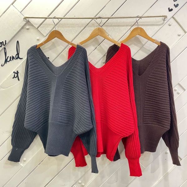 ZinD [ 針織套裝：寬V領美肩上衣+短裙 ] 3色 2512211 shihslica 