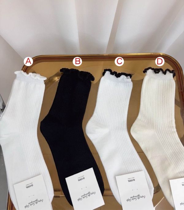 Z in D [ 韓製：木耳邊配色百搭短襪 ] 4色 2510103 ZinD,zind,ZD,zooindrawer,zoo in drawer,抽屜動物園,丹寧,牛仔外套,外套富翁,洋裝,韓國襪子