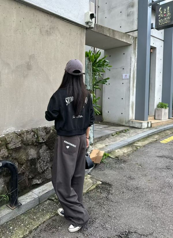 ZinD [ 後口袋文字混毛寬管休閒褲 ] 2色2尺寸 2511194 