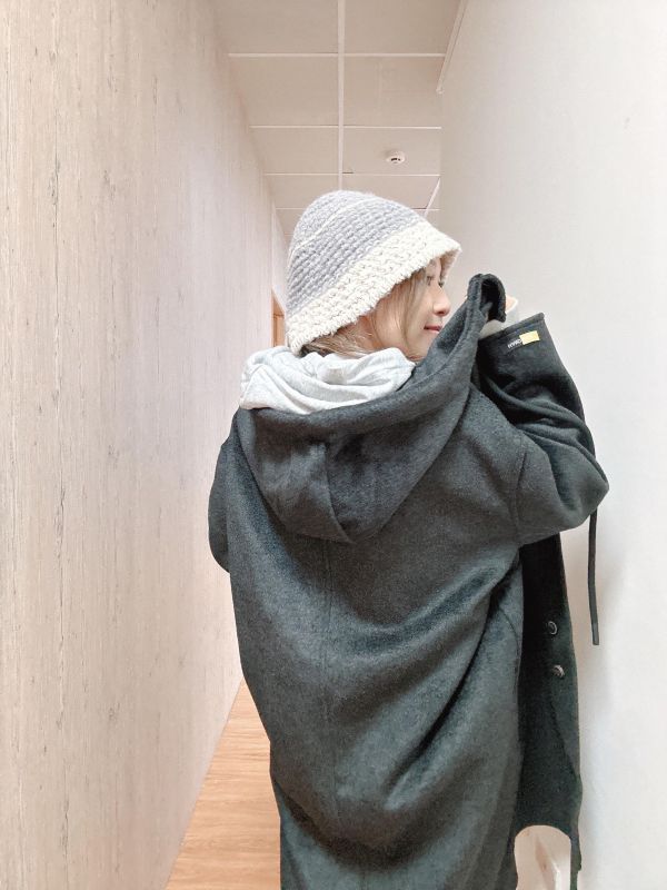 ZinD [ 大圓釦立體連帽領毛呢長大衣 ] 炭黑 2603011 shihslica 