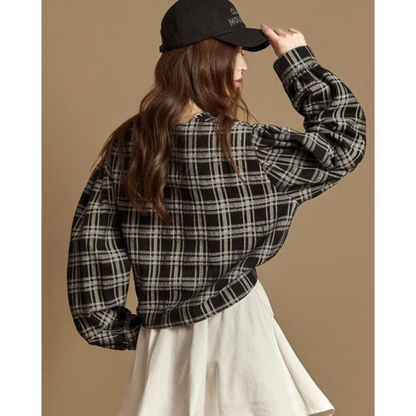 ZinD [ 大Ｖ領開襟排扣格子造型衫 ] 2色 2512263 ZinD,zind,ZD,zooindrawer,zoo in drawer,抽屜動物園,丹寧,牛仔外套,外套富翁,洋裝,韓國襪子,年終慶,雙11,雙12,黑五,週年慶,合購價,自訂款