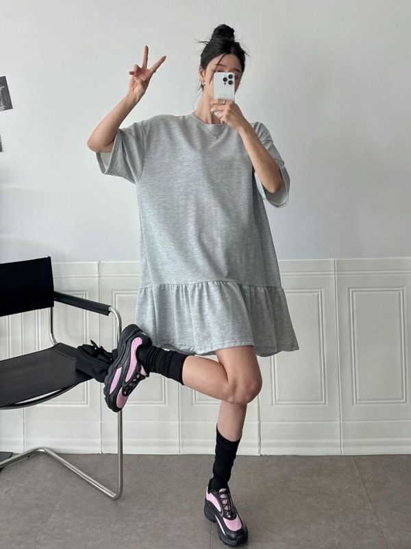 Z in D [ 衣襬波浪休閒寬版短洋裝 ] 3色 2108211 (shihslica) ZinD,zind,ZD,zooindrawer,zoo in drawer,抽屜動物園,丹寧,牛仔外套,外套富翁,洋裝