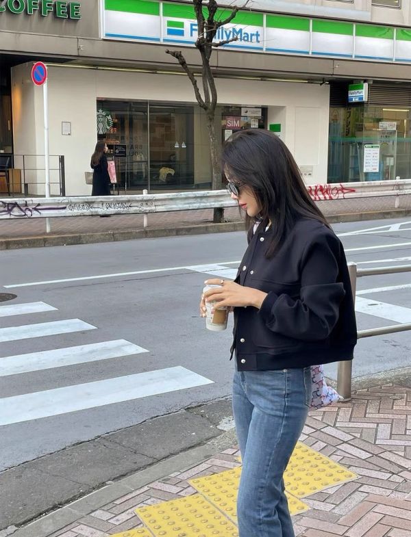 Z in D [ 立領空氣棉俐落質感外套 ] 2色 2510012 ZinD,zind,ZD,zooindrawer,zoo in drawer,抽屜動物園,丹寧,牛仔外套,外套富翁,洋裝