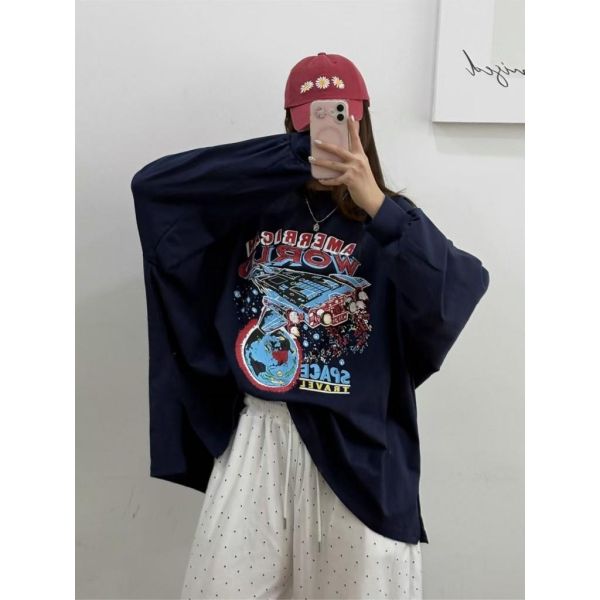 ZinD [ 太空美式休閒大寬Ｔ ] 2色 2602243 shihslica ZinD,zind,ZD,zooindrawer,zoo in 抽屜,抽屜動物園,丹寧,裙子,裙子富翁,洋裝,韓國襪子,年終慶,雙11,雙12,黑五,永恆慶,合購價,自訂,春裝