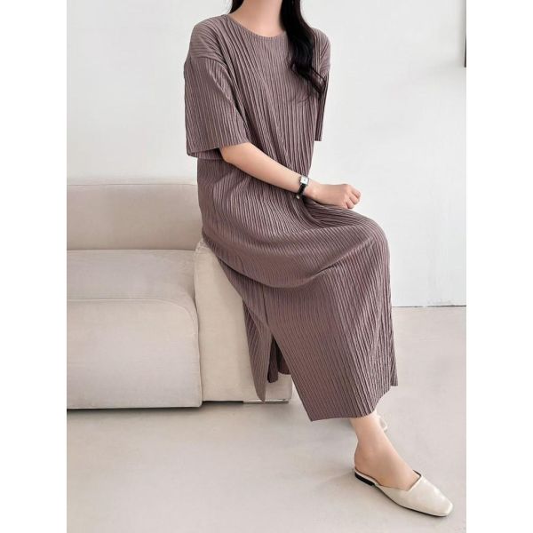 ZinD [ 彈性細折連身長版洋裝 ] 4色 2603054 shihslica ZinD,zind,ZD,zooindrawer,zoo in 抽屜,抽屜動物園,丹寧,裙子,裙子富翁,洋裝,韓國襪子,年終慶,雙11,雙12,黑五,永恆慶,合購價,自訂,春裝