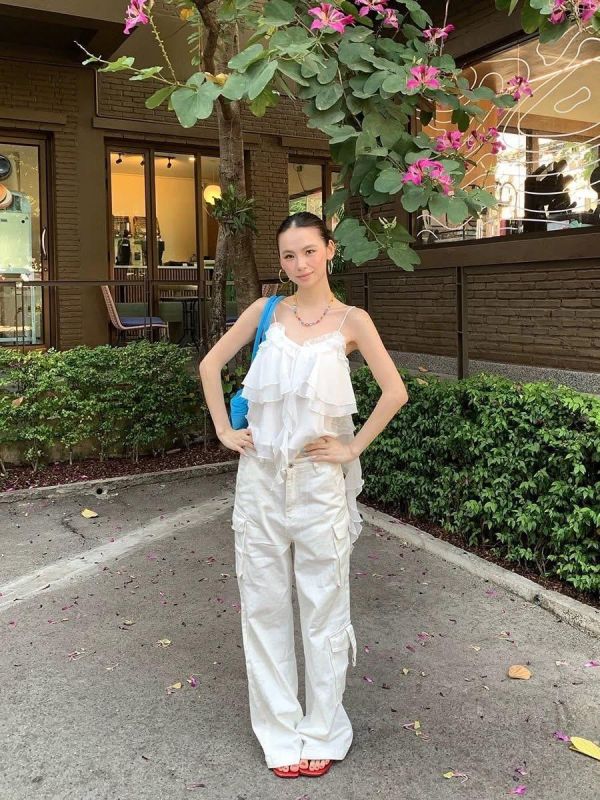 ZinD [ 波浪雪紡細肩浪漫背心 ] 3色 2604301 ZinD,zind,ZD,zooindrawer,zoo in 抽屜,動物園,丹寧,外套,外套富翁,洋裝,韓國襪子,年終慶,雙11,雙12,黑五,百搭,合購價,自訂,春裝,Tshirt,首爾