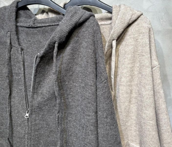 ZinD [ 質感羊絨連帽拉鏈外套 ] 2色 2602033 shihslica ZinD,zind,ZD,zooindrawer,zoo in drawer,抽屜動物園,丹寧,牛仔外套,外套富翁,洋裝,韓國襪子,年終慶,雙11,雙12,黑五,週年慶,合購價,自訂款