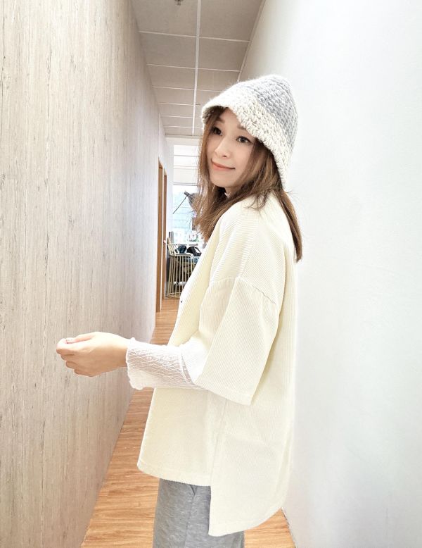 ZinD [ 捲毛獅子細絨棉短袖T ] 2色 2604061 ZinD,zind,ZD,zooindrawer,zoo in 抽屜,抽屜動物園,丹寧,裙子,裙子富翁,洋裝,韓國襪子,年終慶,雙11,雙12,黑五,永恆慶,合購價,自訂,春裝,Tshirt,zaccu