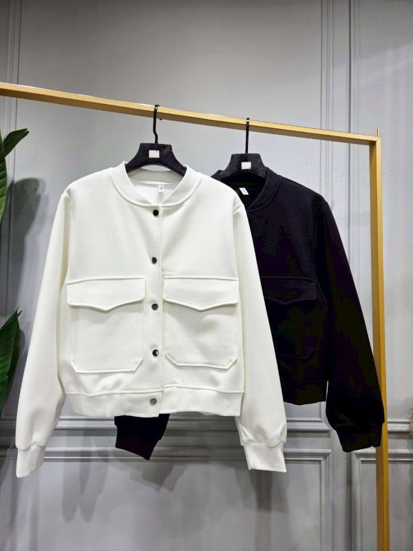 Z in D [ 立領空氣棉俐落質感外套 ] 2色 2510012 ZinD,zind,ZD,zooindrawer,zoo in drawer,抽屜動物園,丹寧,牛仔外套,外套富翁,洋裝