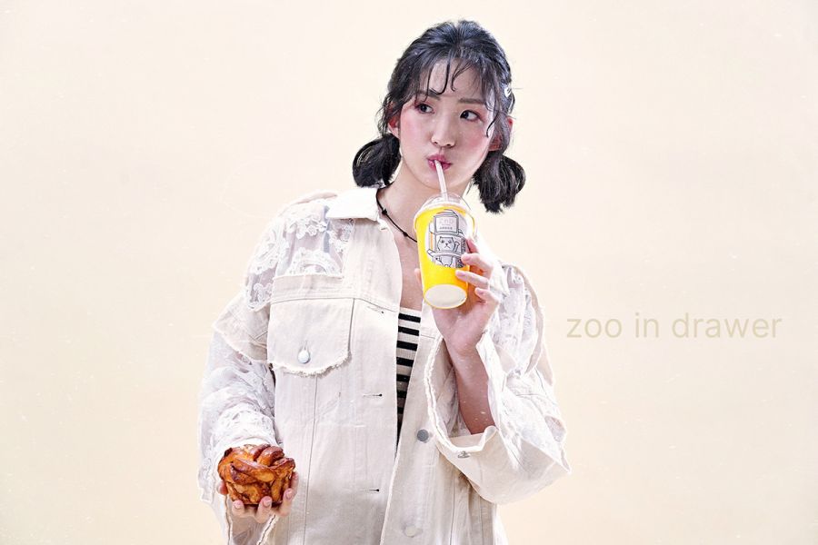 Z in D [ 好評再版！自訂款！半透蕾絲拼接單寧外套 ] 杏 2504151m (shihslica) ZinD,zind,ZD,zooindrawer,zoo in drawer,抽屜動物園,自訂款,韓版,正韓,東大門