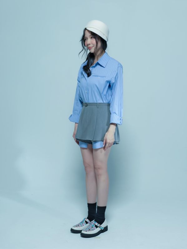 ZinD [ 兩件組：口袋直紋襯衫＋俐落西裝褲裙 ] 2608271 ZinD,zind,ZD,zooindrawer,zoo in 抽屜,動物園,丹寧,外套,外套富翁,洋裝,韓國襪子,年終慶,雙11,雙12,黑五,百搭,合購價,自訂,春裝,Tshirt,首爾