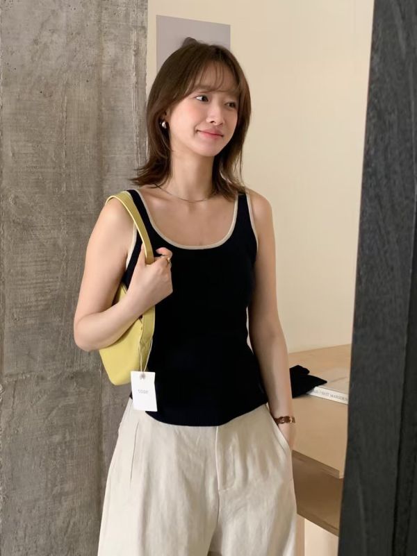 Z in D [ 超彈性柔軟薄針織滾邊背心 ] 2色 2505261 (shihslica) ZinD,zind,ZD,zooindrawer,zoo in drawer,抽屜動物園,丹寧,牛仔外套,外套富翁,洋裝