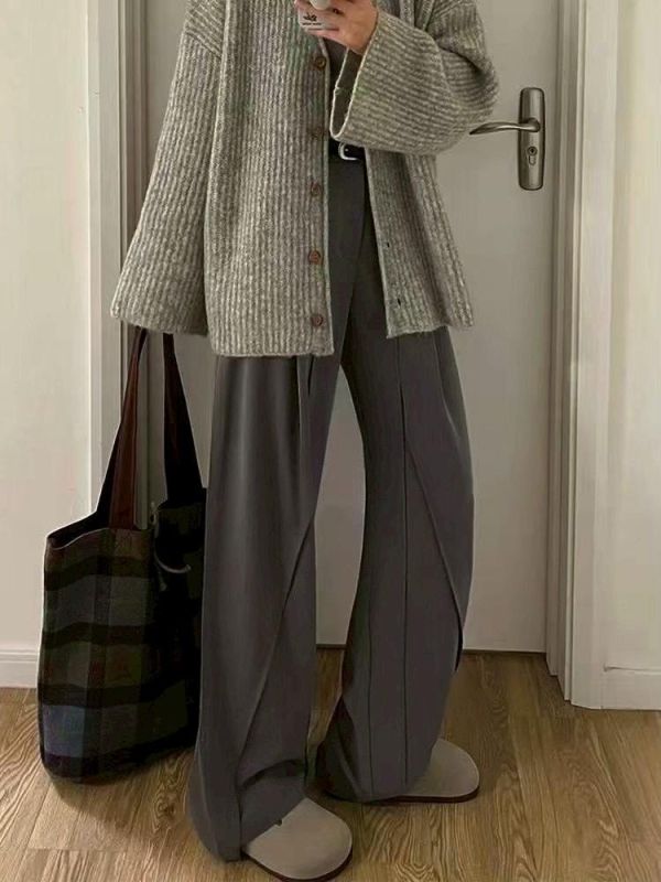 ZinD [ 斜叉切割設計感西裝褲 ] 質感灰 2603021 shihslica ZinD,zind,ZD,zooindrawer,zoo in 抽屜,抽屜動物園,丹寧,裙子,裙子富翁,洋裝,韓國襪子,年終慶,雙11,雙12,黑五,永恆慶,合購價,自訂,上班,春裝