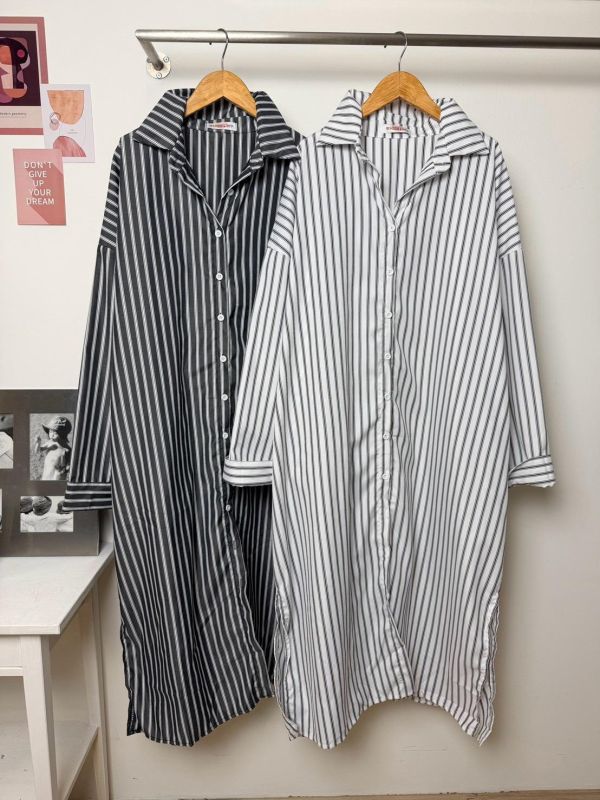 ZinD [ 知性直紋連身長版薄襯衫 ] 2色 2610071 ZinD,zind,ZD,zooindrawer,zoo in 抽屜,動物園,丹寧,外套,外套富翁,洋裝,韓國襪子,年終慶,雙11,雙12,黑五,百搭,合購價,自訂,春裝,Tshirt,首爾