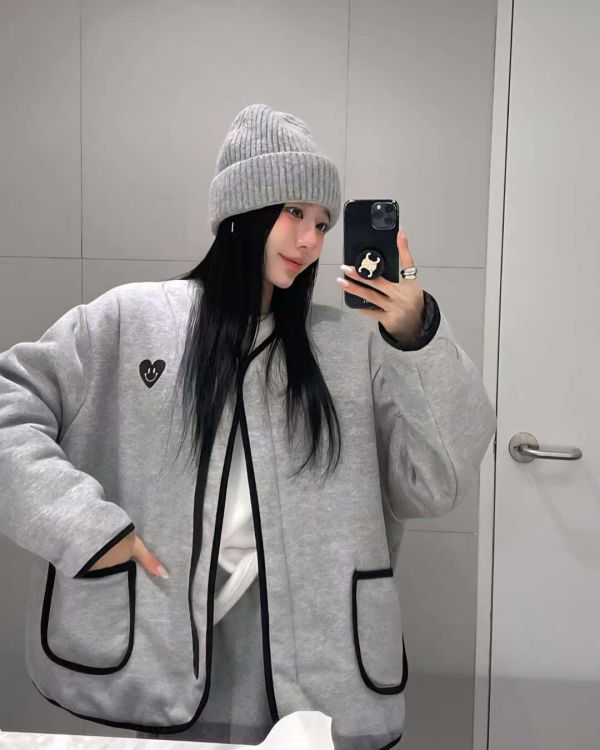 ZinD [ 雙面穿：愛心壓紋鋪棉絨空氣休閒外套 (有套裝可選) ] 4色 2512302 shihslica ZinD,zind,ZD,zooindrawer,zoo in drawer,抽屜動物園,丹寧,牛仔外套,外套富翁,洋裝,韓國襪子,年終慶,雙11,雙12,黑五,週年慶,合購價,自訂款