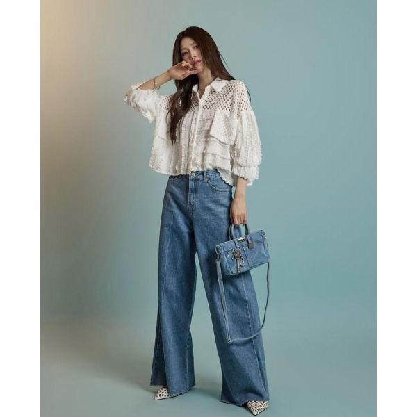 ZinD [ 拼接風格氣球袖浪漫襯衫 ] 2色 2602051 shihslica ZinD,zind,ZD,zooindrawer,zoo in drawer,抽屜動物園,丹寧,牛仔外套,外套富翁,洋裝,韓國襪子,年終慶,雙11,雙12,黑五,週年慶,合購價,自訂款