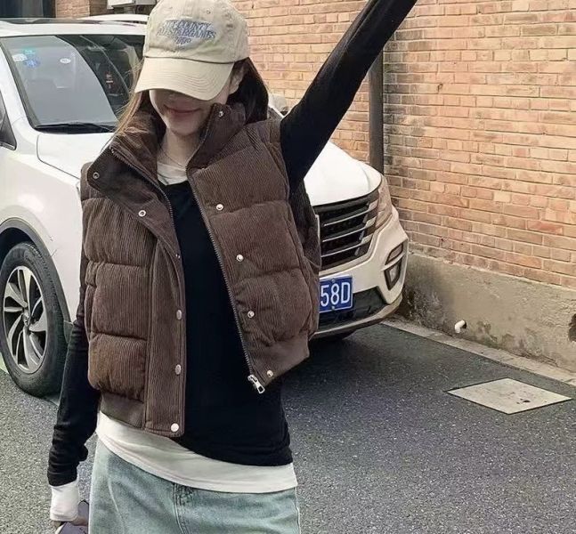 ZinD [ 燈芯絨排扣高領鋪棉暖背心 ] 3色 2511243 