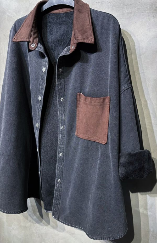 ZinD [ 麂皮拼接內絨毛丹寧襯衫外套 ] 炭灰 2601071 shihsalica ZinD,zind,ZD,zooindrawer,zoo in drawer,抽屜動物園,丹寧,牛仔外套,外套富翁,洋裝,韓國襪子,年終慶,雙11,雙12,黑五,週年慶,合購價,自訂款,shihslica