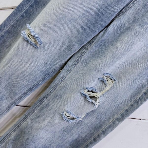 ZinD [ 小破損刷淺色修長丹寧褲 ] 4尺寸 2603152 