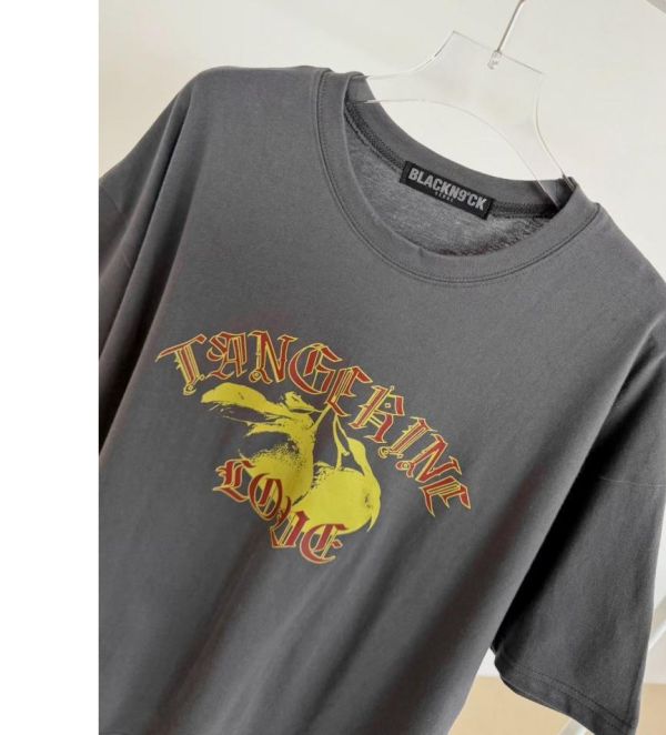 ZinD [ 水果剪影簡約百搭春季棉Ｔ ] 3色 2602242 shihslica ZinD,zind,ZD,zooindrawer,zoo in 抽屜,抽屜動物園,丹寧,裙子,裙子富翁,洋裝,韓國襪子,年終慶,雙11,雙12,黑五,永恆慶,合購價,自訂,春裝