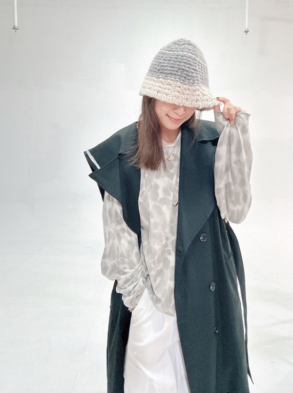 ZinD [ 暈染小豹紋中厚度棉Ｔ恤 ] 2色 2511131 ZinD,zind,ZD,zooindrawer,zoo in drawer,抽屜動物園,丹寧,牛仔外套,外套富翁,洋裝,韓國襪子