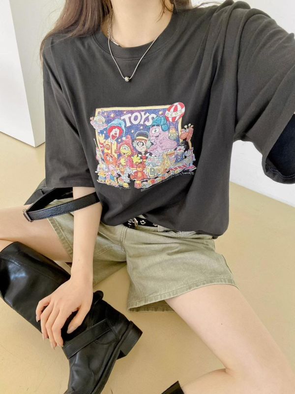 ZinD [ 麥當當全家福復古棉Ｔ ] 3色 2604084 shihslica ZinD,zind,ZD,zooindrawer,zoo in 抽屜,抽屜動物園,丹寧,裙子,裙子富翁,洋裝,韓國襪子,年終慶,雙11,雙12,黑五,永恆慶,合購價,自訂,春裝,Tshirt